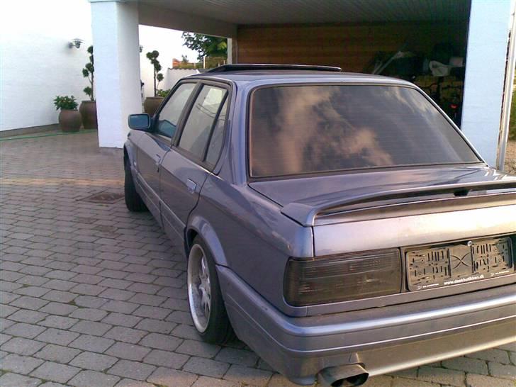 BMW 320i M-tech2 solgt billede 6