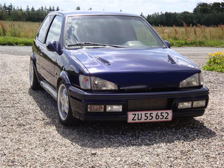 Ford fiesta xr2i SOLGT billede 9