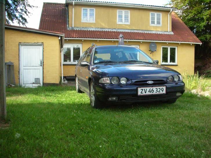 Ford mondeo 1,8 stc (Solgt) billede 4