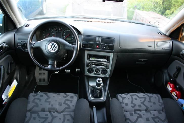 VW Golf 4 - det sidste nye... Her er luftdysserne skiftet. billede 16