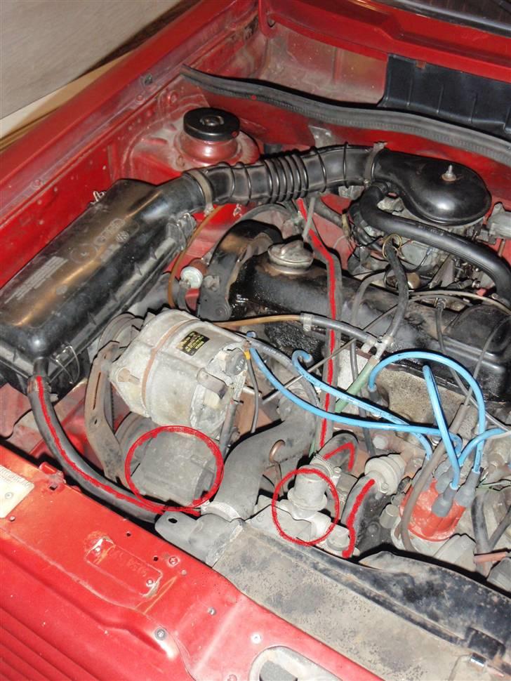 VW Golf 1 Cab - nogen som ved hvad den pumpe/kompressor som sidder under dynamoen er til?!?!?!?!?!?!  billede 10