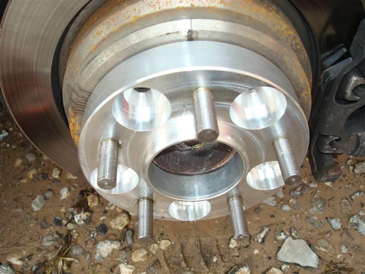 BMW e39 528i SOLGT - 28mm Special lavet spacere sku der til.  billede 4