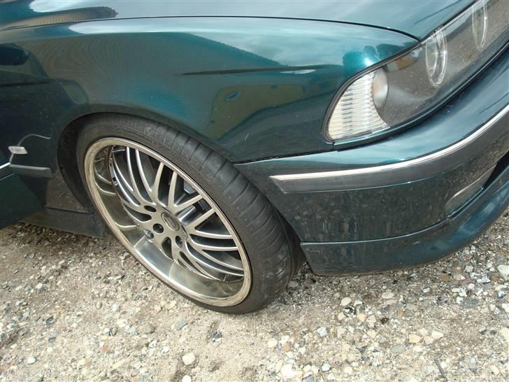 BMW e39 528i SOLGT billede 10