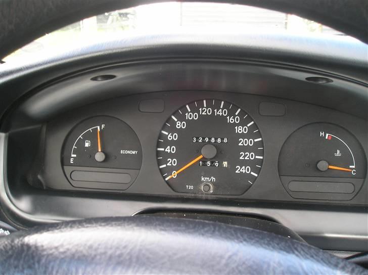 Toyota Carina E   DØD D 13-11 billede 8