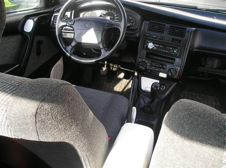 Toyota Carina E   DØD D 13-11 billede 10