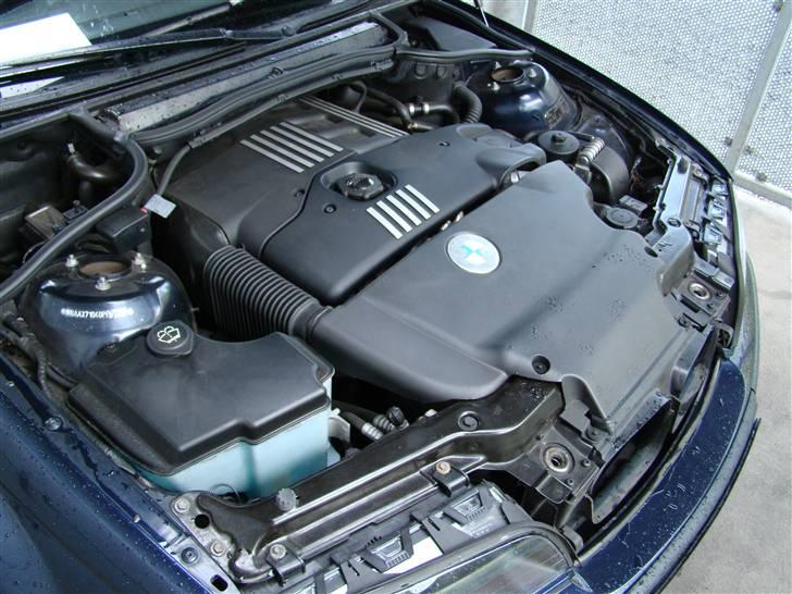BMW E46 320D billede 17
