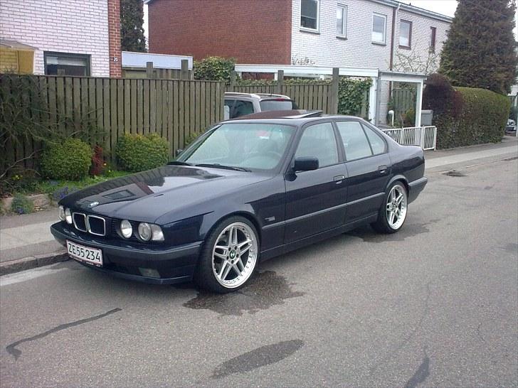 BMW E34 520i  Executive billede 1