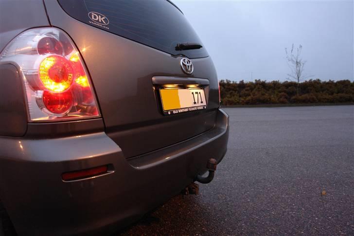 Toyota Corolla Verso solgt billede 7