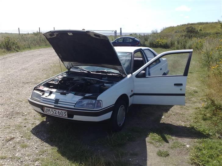 Peugeot 405 GL auto 1,8 "DØD"  billede 2