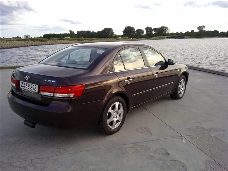 Hyundai Sonata 2,4 GLS atu. SOLGT billede 8