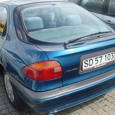 Ford Mondeo 1,6 GL
