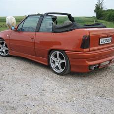 Opel kadett cabriolet