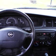Opel Vectra b solgt!!