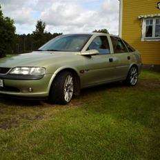 Opel Vectra b solgt!!
