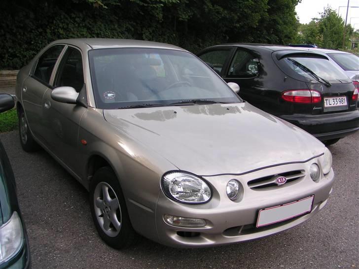 Kia Sephia II billede 1