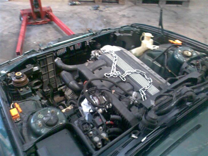 BMW E34 520i - 525i (solgt) - så er den på plads billede 13