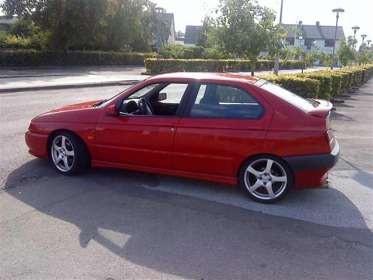 Alfa Romeo 146 Ti billede 1