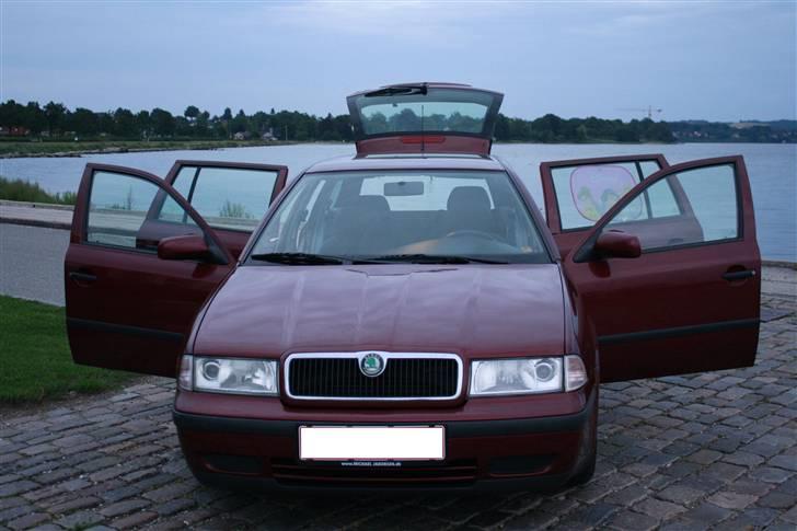 Skoda Octavia GLX Combi billede 4