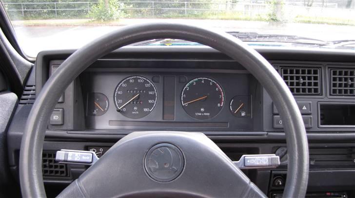 Skoda Favorit 136 ***SOLGT*** billede 9