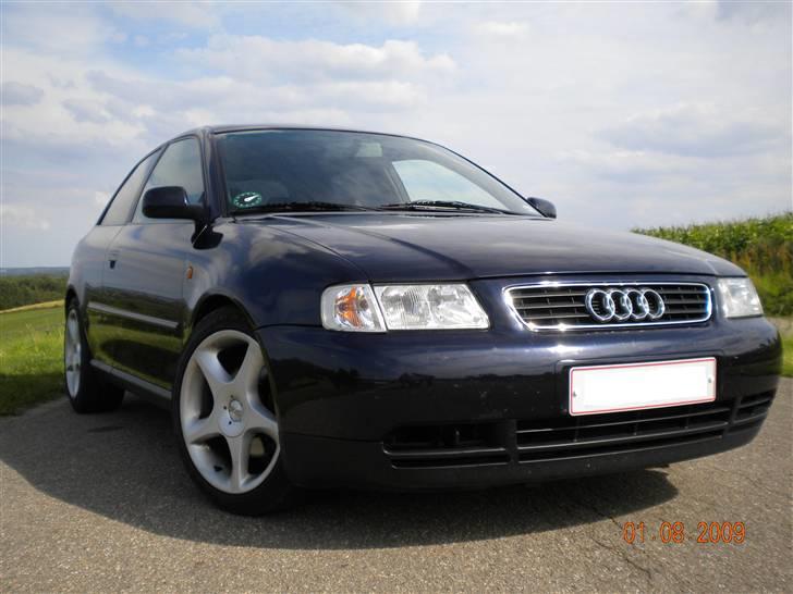 Audi A3 1,8 Turbo----solgt---- billede 2