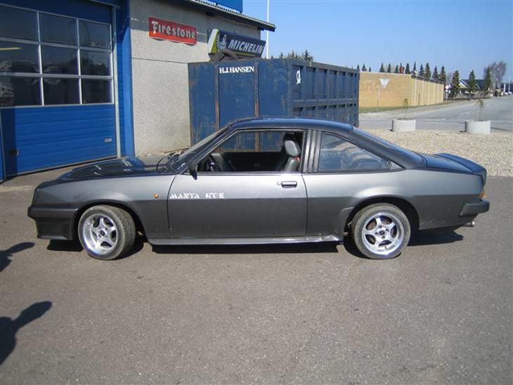 Opel manta b2