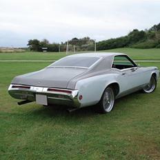 Buick Riviera