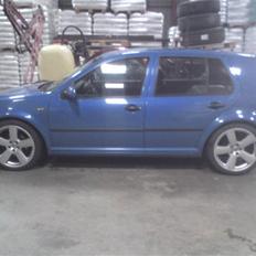 VW Golf 4