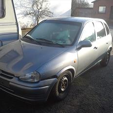 Opel corsa b SOLGT