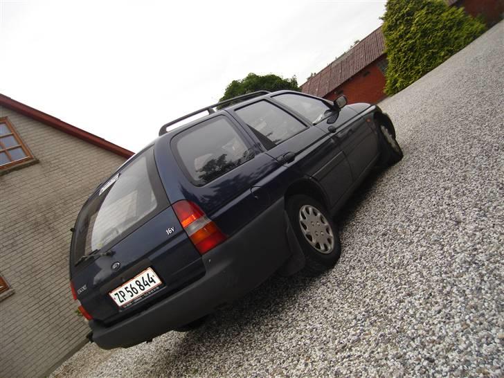 Ford Escort St. Car billede 7