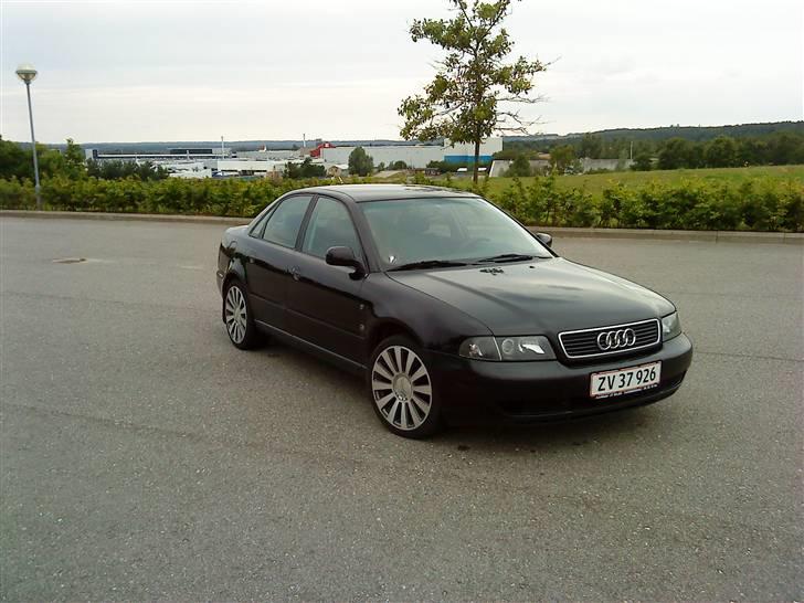 Audi A4 1,8T billede 1