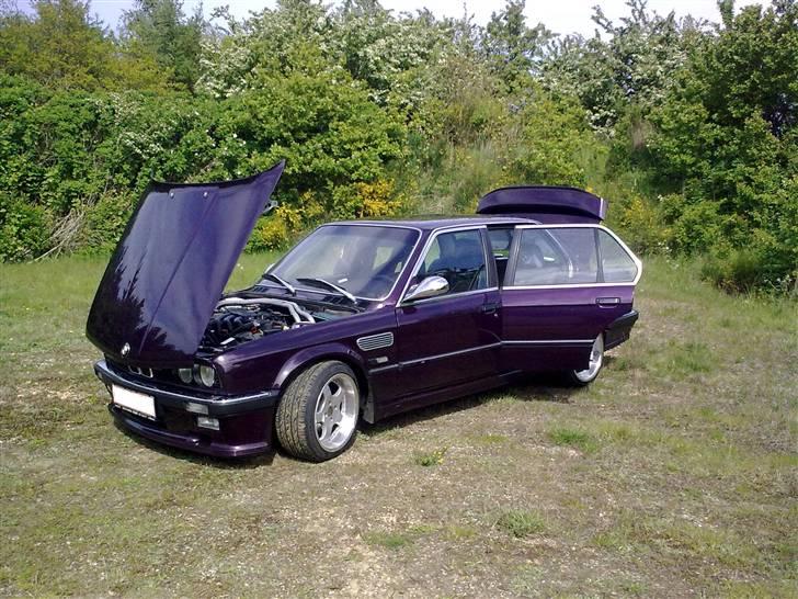 BMW e30 327i SOLGT billede 1