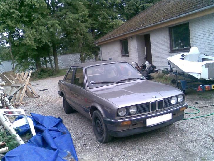 BMW E30 2,0i/2,8i Turbo billede 1