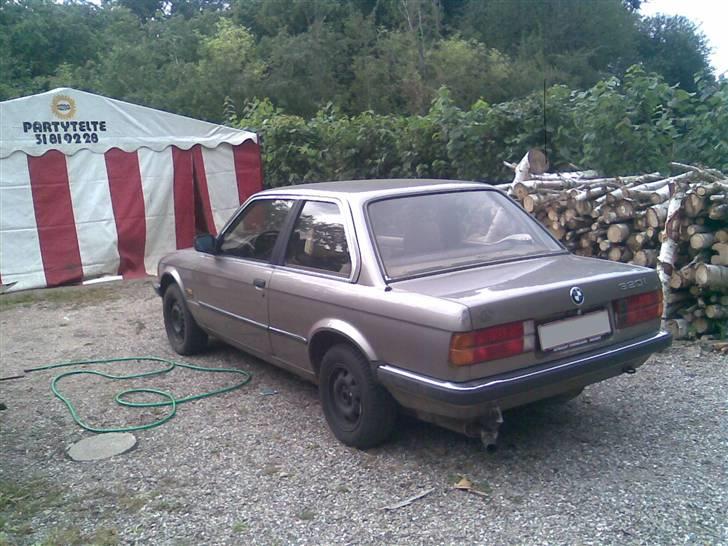 BMW E30 2,0i/2,8i Turbo billede 4