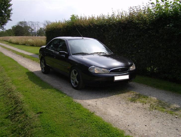 Ford Mondeo 2.5 V6 24v  billede 2