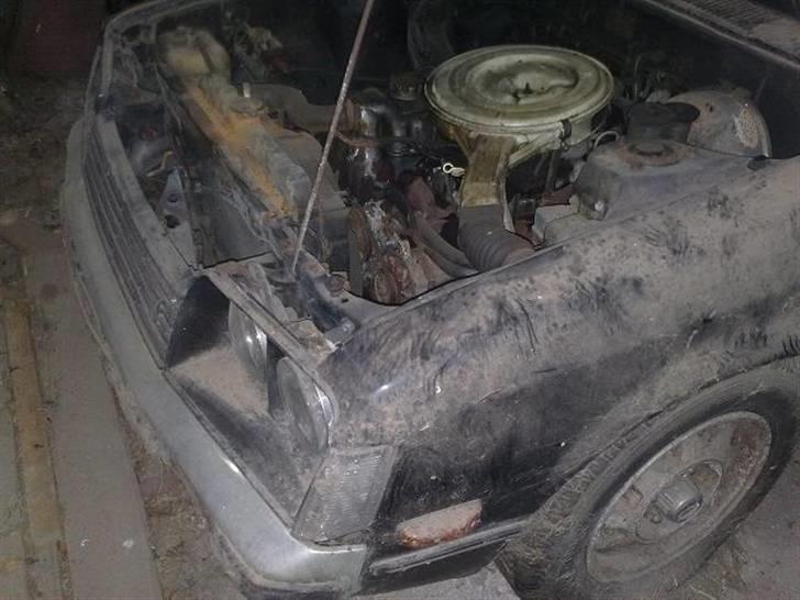 Toyota Celica 2000 xt *SOLGT*  - Her står den, hvor den har stået stille de sidste 10år. billede 17