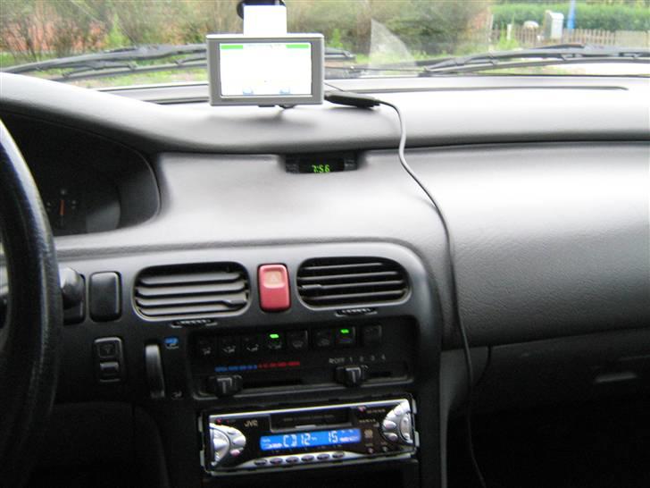 Mazda 626 1,8i ***solgt*** - også her billede 14