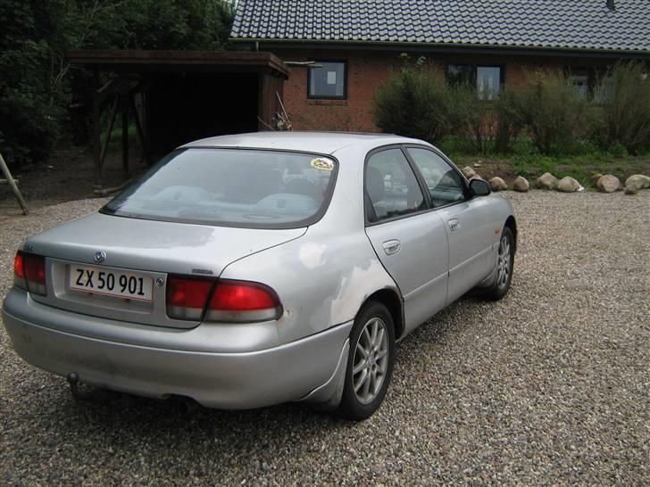 Mazda 626 1,8i ***solgt*** billede 18