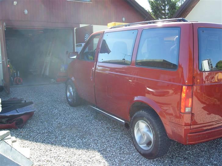 Chevrolet astrovan 4X4 SOLGT billede 1