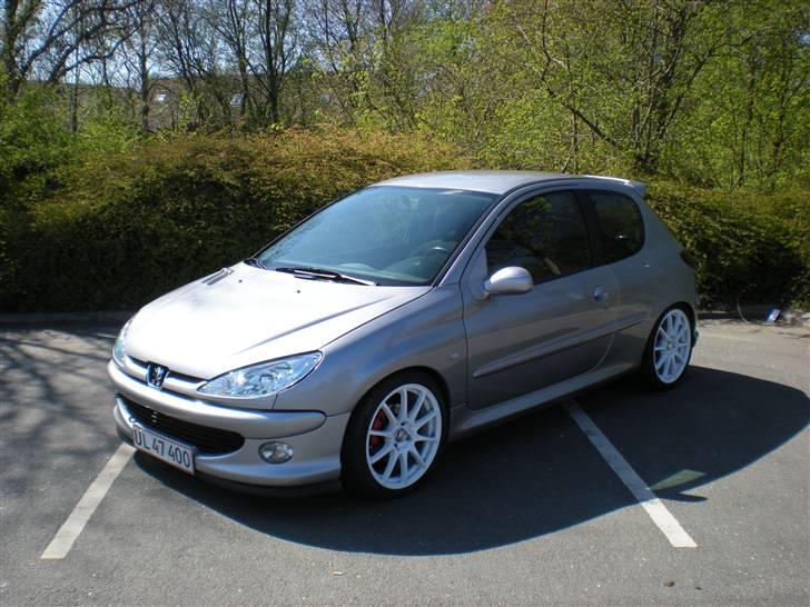 Peugeot 206 billede 1
