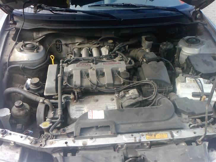 Mazda 626 Sedan billede 2