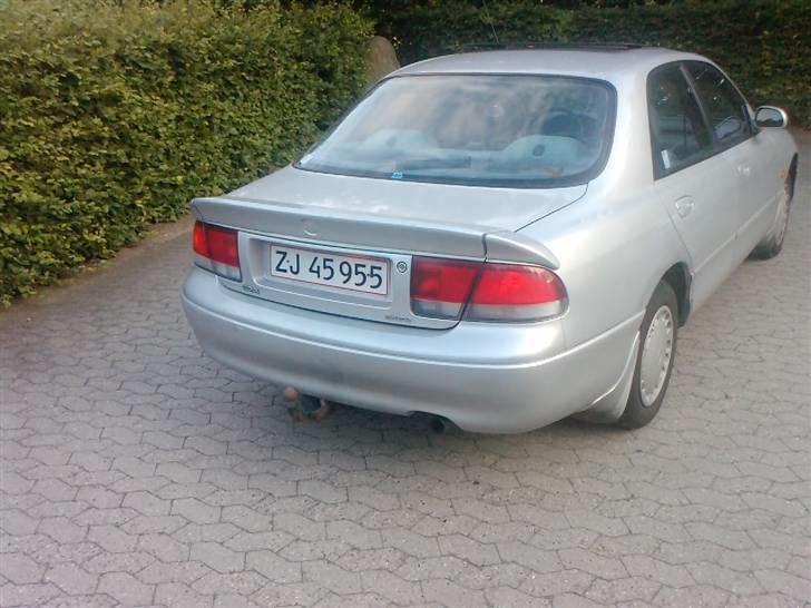 Mazda 626 Sedan billede 4