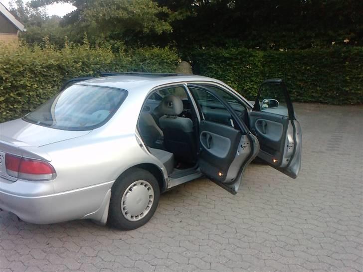 Mazda 626 Sedan billede 9