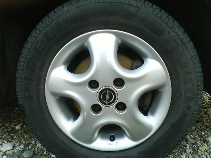 Opel Corsa 1.4 SI Sport - rene fælge det gør forskellen billede 16