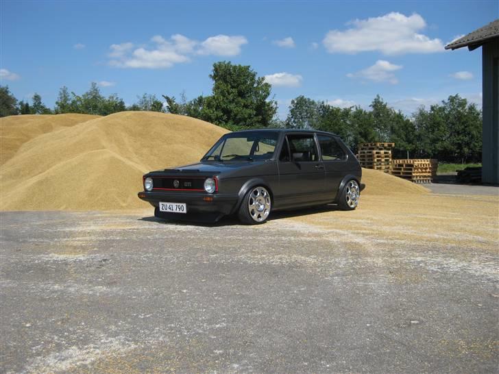 VW Golf 1 1,8 GTI Pirelli billede 2