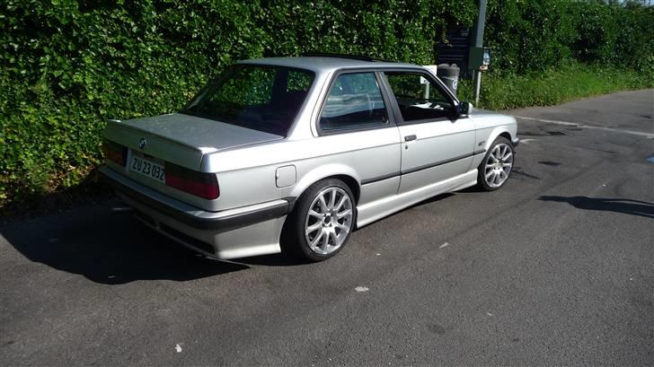 BMW 320i Eta 2.7 billede 2
