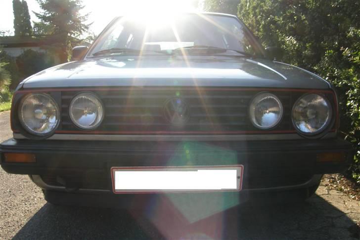 VW Golf 2 c . SOLGT billede 3