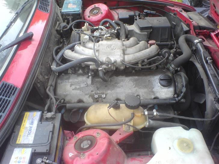 BMW 320i e30 " SOLGT " billede 3