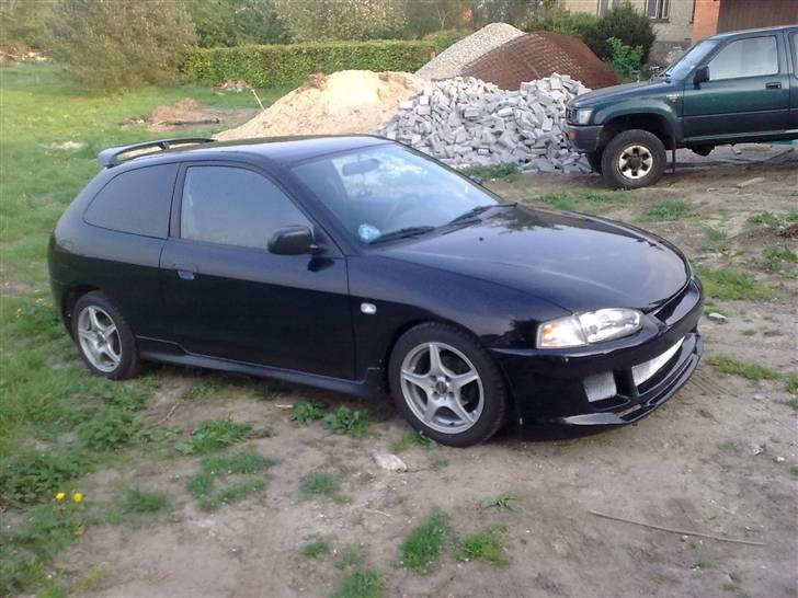 Mitsubishi colt (solgt) billede 9