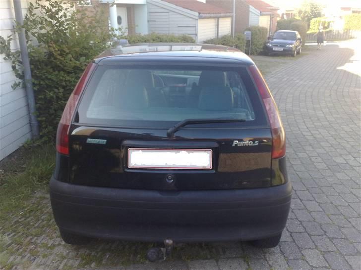 Fiat Punto S DØD! :D [Tidl. bil]  billede 2