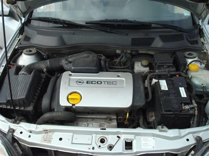 Opel Astra 1.6i 16V Sport billede 11